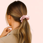 ODYLLA® - 100% PURE SILK SCRUNCHIE